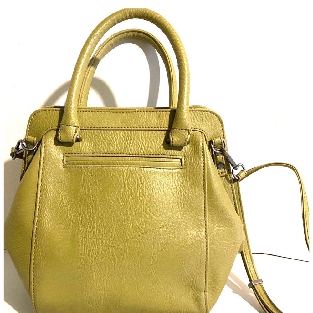 Matt & Nat Elegant green poly vinyl  satchel Handbag - Picture 2 of 11